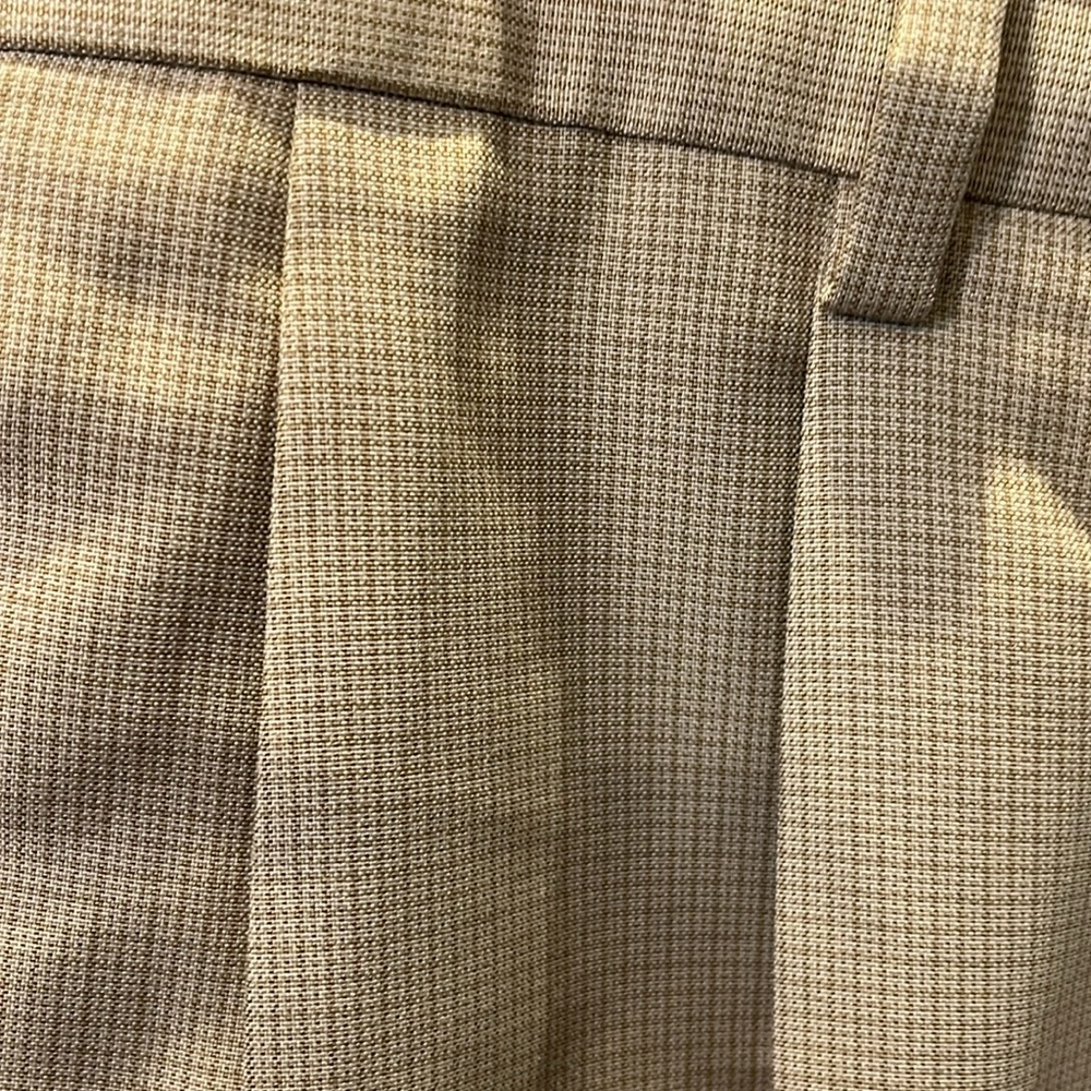 Daniel Cremieux Signature Collection Cream & Tan Dress Shorts. Sz. 32 Polyester - Picture 10 of 10